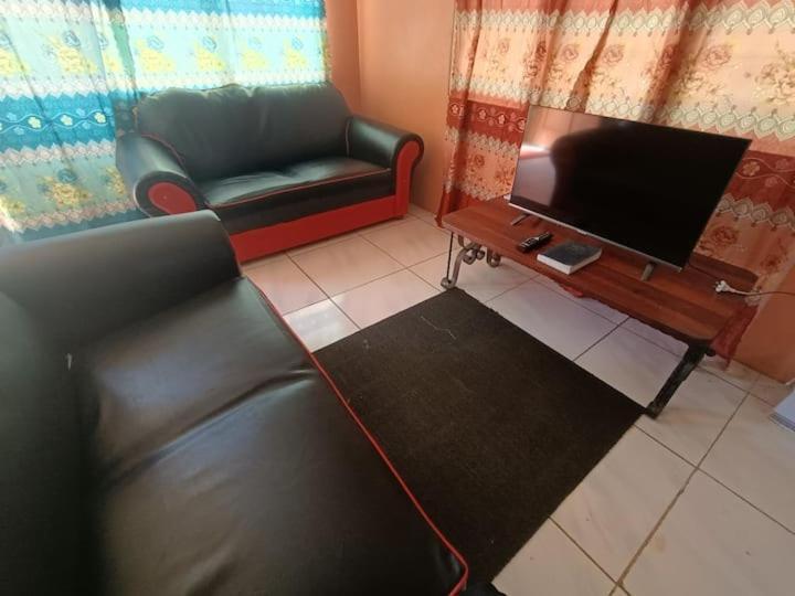 Kapeta Cabin Nuku'alofa Eksteriør billede